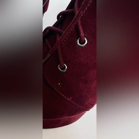 New~Burgundy Ankle Booties Sz 7.5M, by Soda - Picture 10 of 11